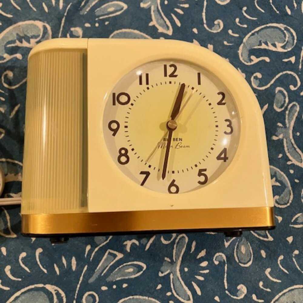 Westclox Big Ben Moon Beam Alarm Clock Yellow 43000 Retro Vintage Style 50s